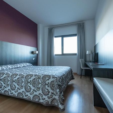 Hotel Abades Via Norte Miranda de Ebro Extérieur photo