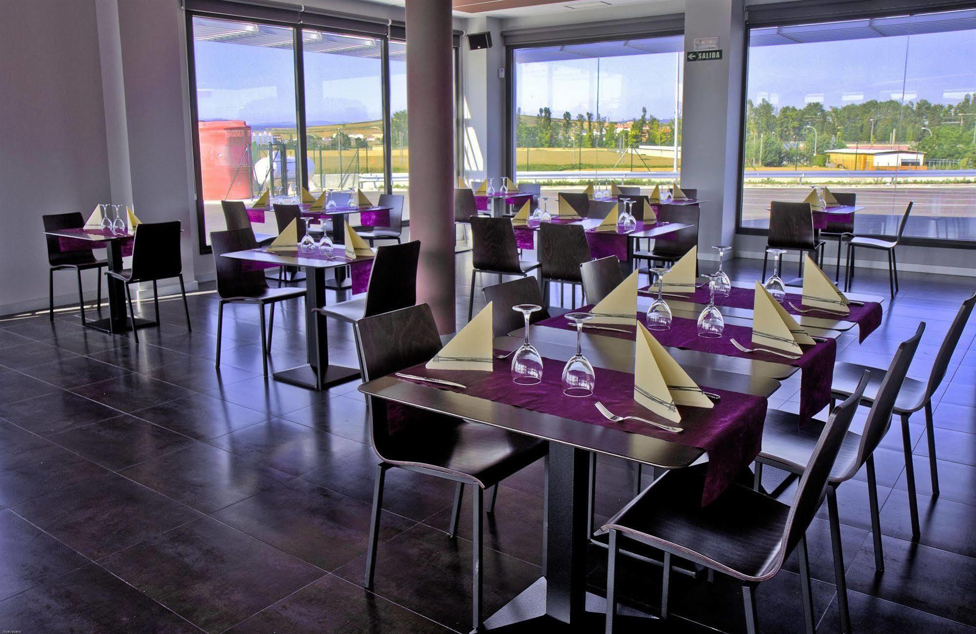 Hotel Abades Via Norte Miranda de Ebro Extérieur photo
