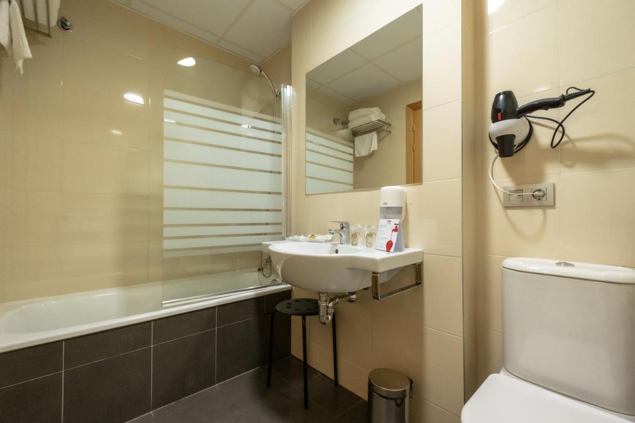 Hotel Abades Via Norte Miranda de Ebro Extérieur photo